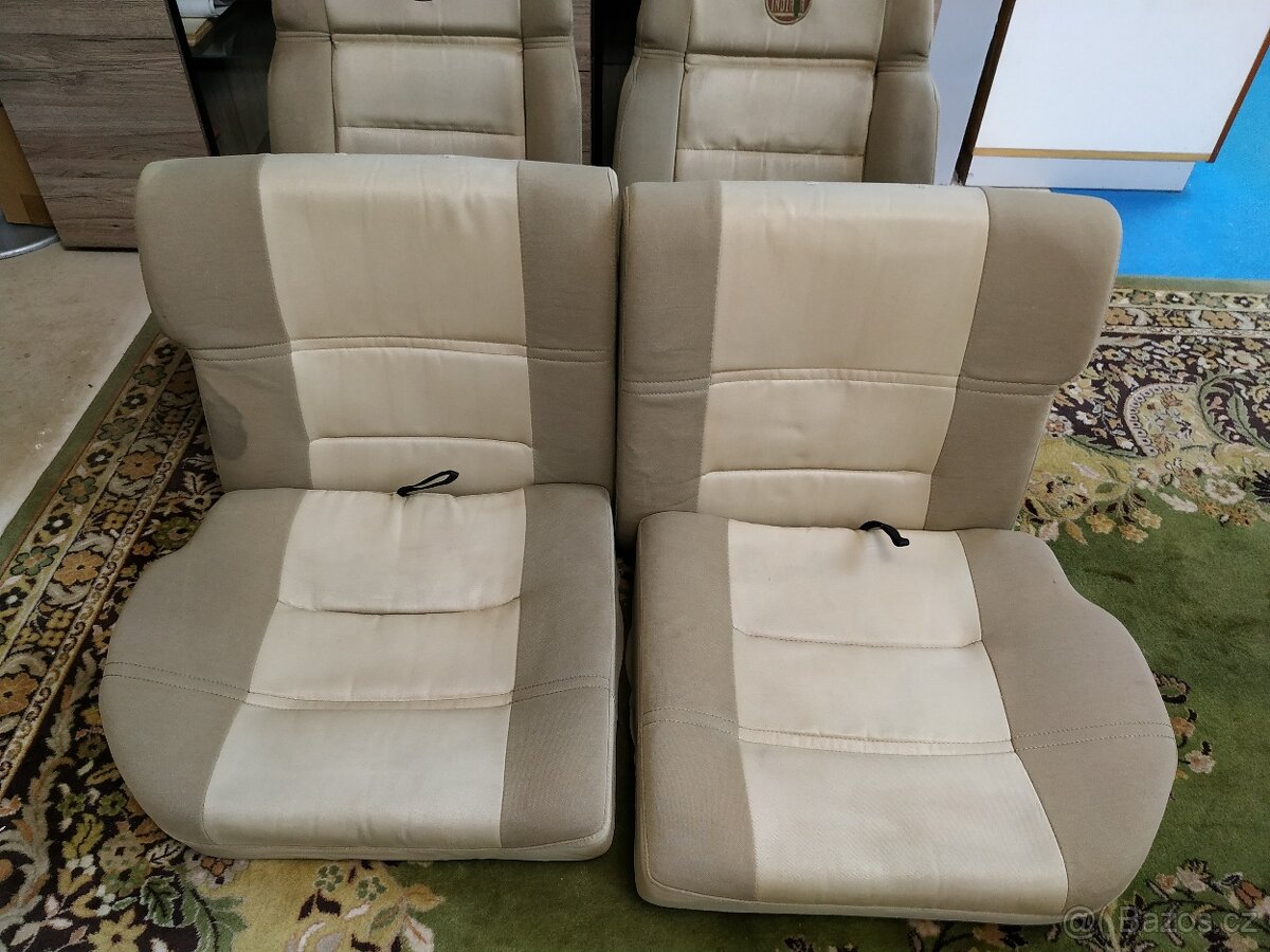 Peugeot 205 sedadla - 2