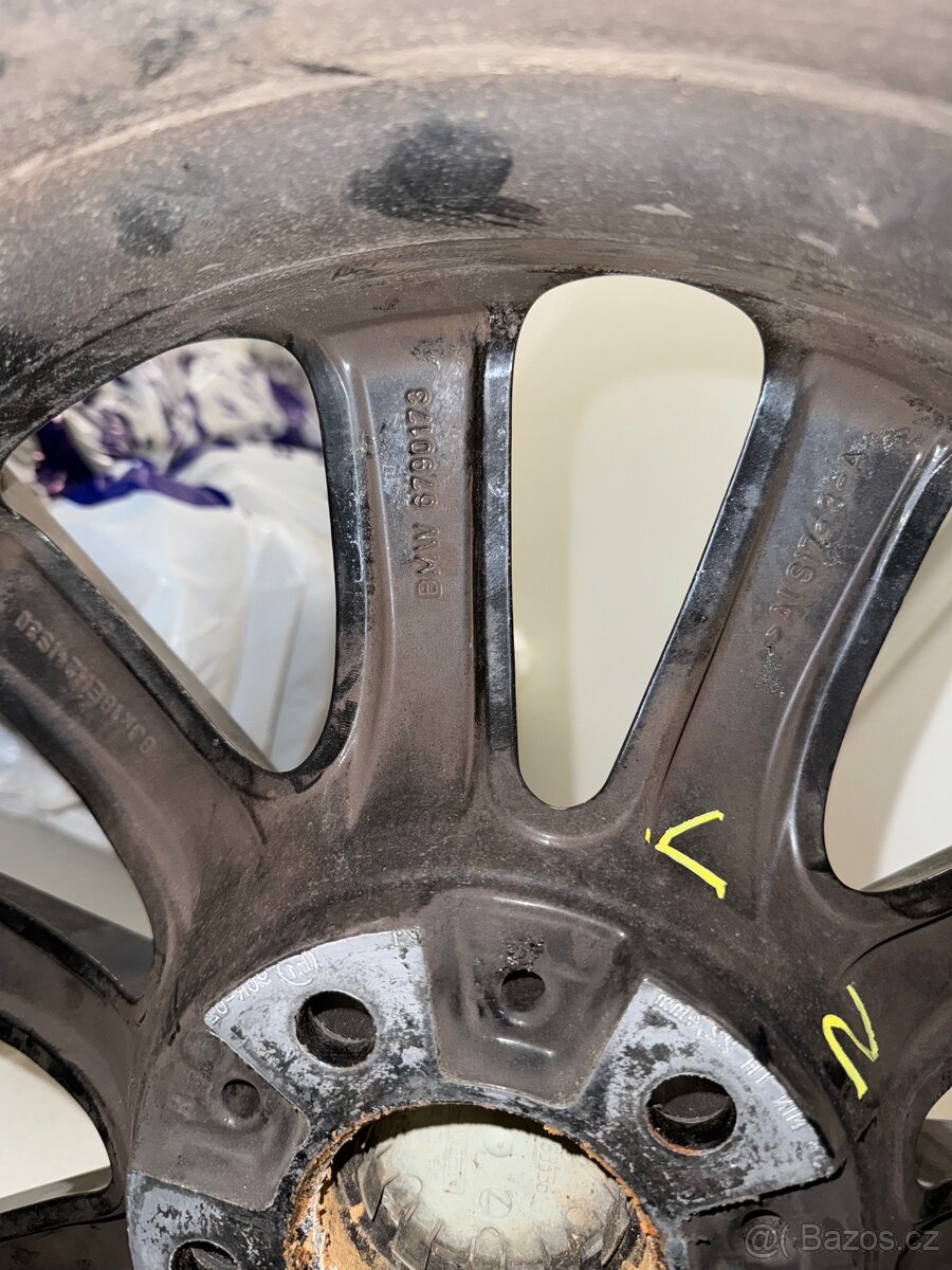 Černé BMW disky 8Jx18 EH2 IS 30 - 2