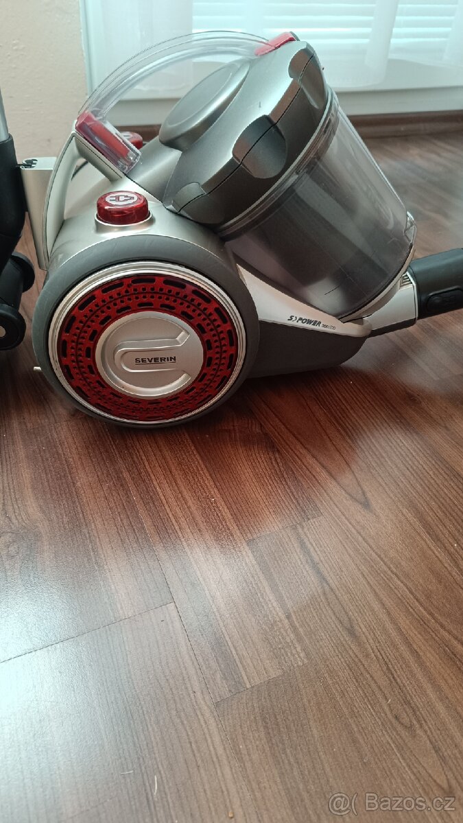 Prodám bezsačkovy vysavač SEVERIN 800w - 2