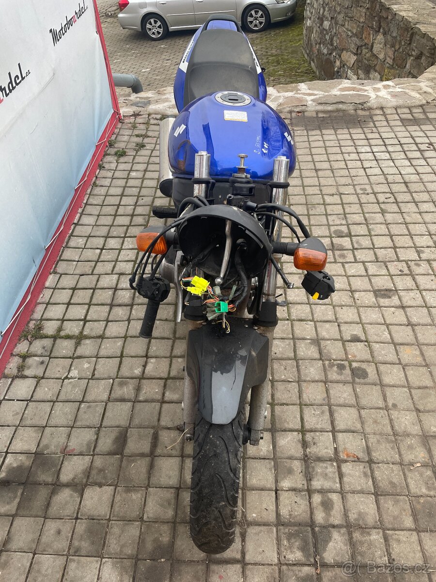 Suzuki GS 500 E 2001 - 2