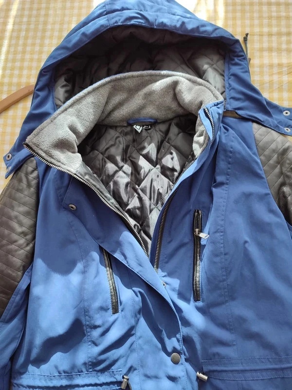 Dámská zateplená bunda v. M - 2