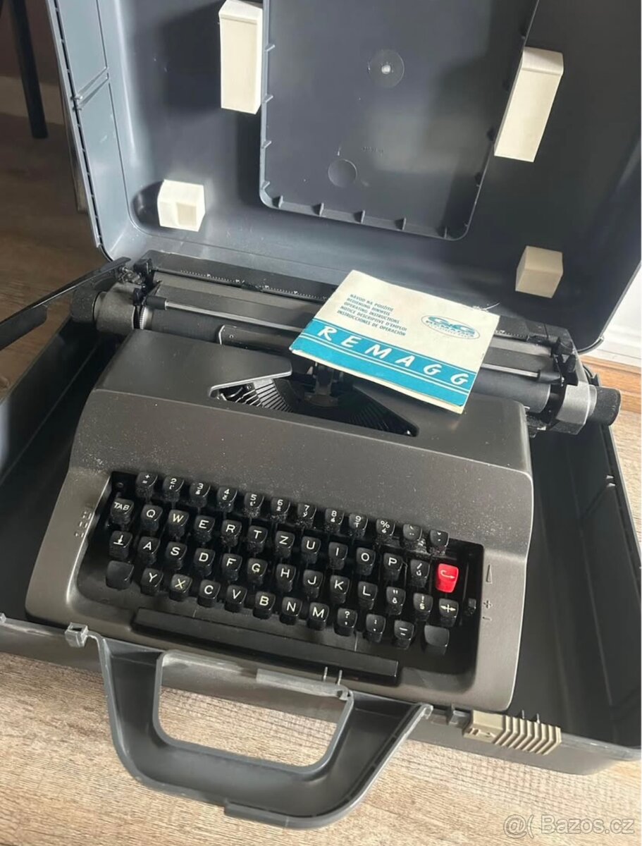 Psací stroj Consul - 2