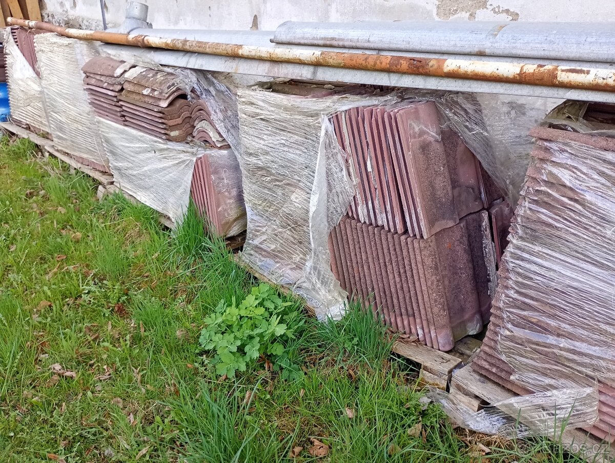 Prodám střešní tašky - 2