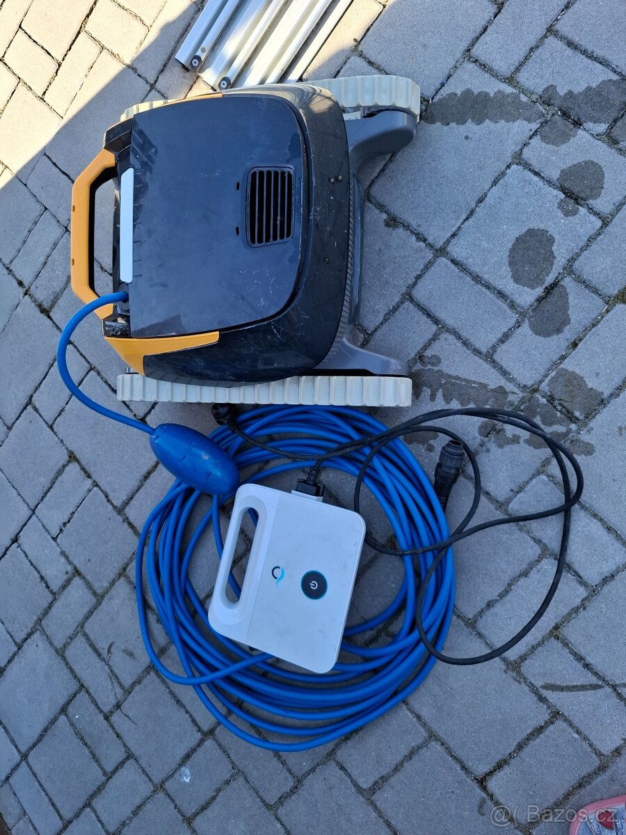 Dolphin E20 - 2