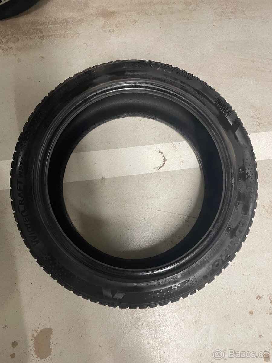 pneu Kumho Wintercraft wp72 235/45 r19 - 2