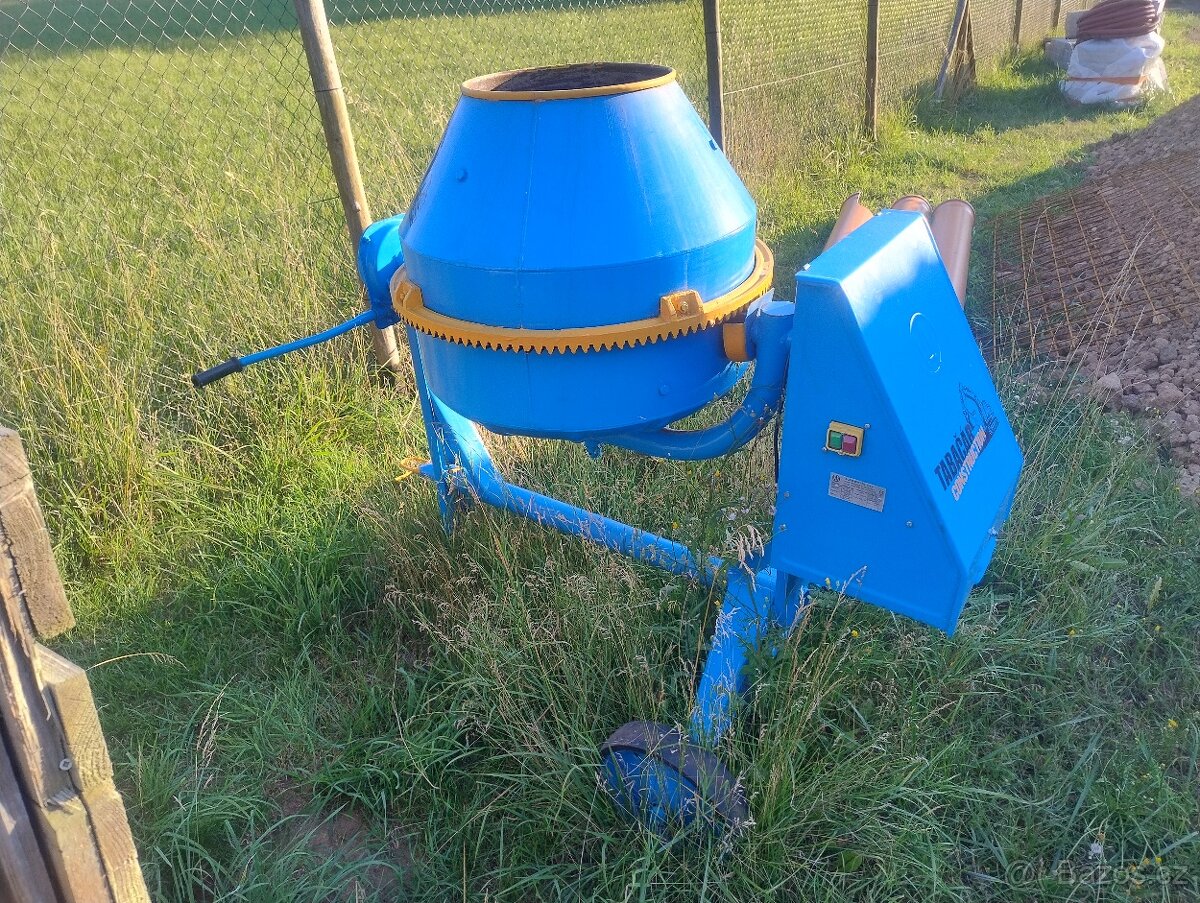 Míchačka AGRO-WIKT BWA 200 l 230 V - 2