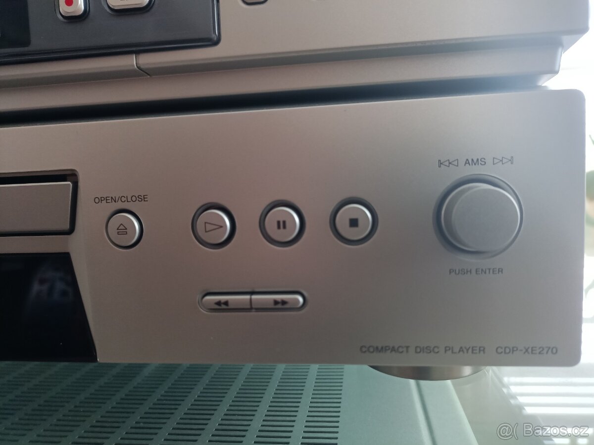 CD přehrávač Sony CDP-XE270 - 2
