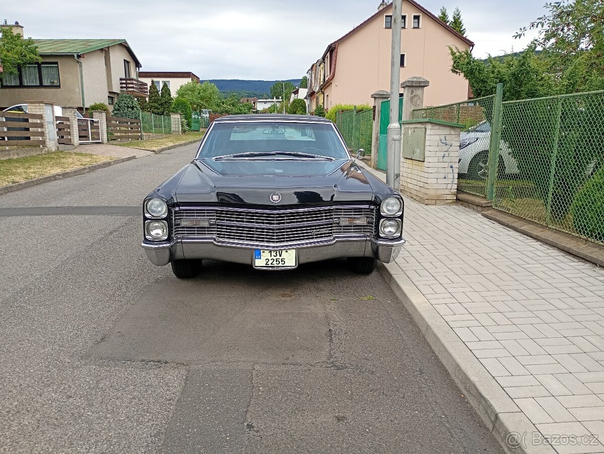 Cadillac Fleetwood - 2