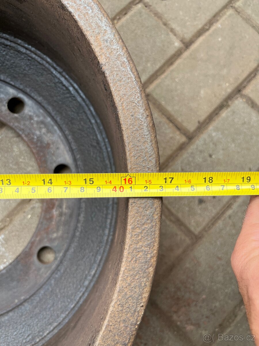 Koupím brzdový buben Ifa vlek hw 60.11, nebo fekál HTS 100 - 2