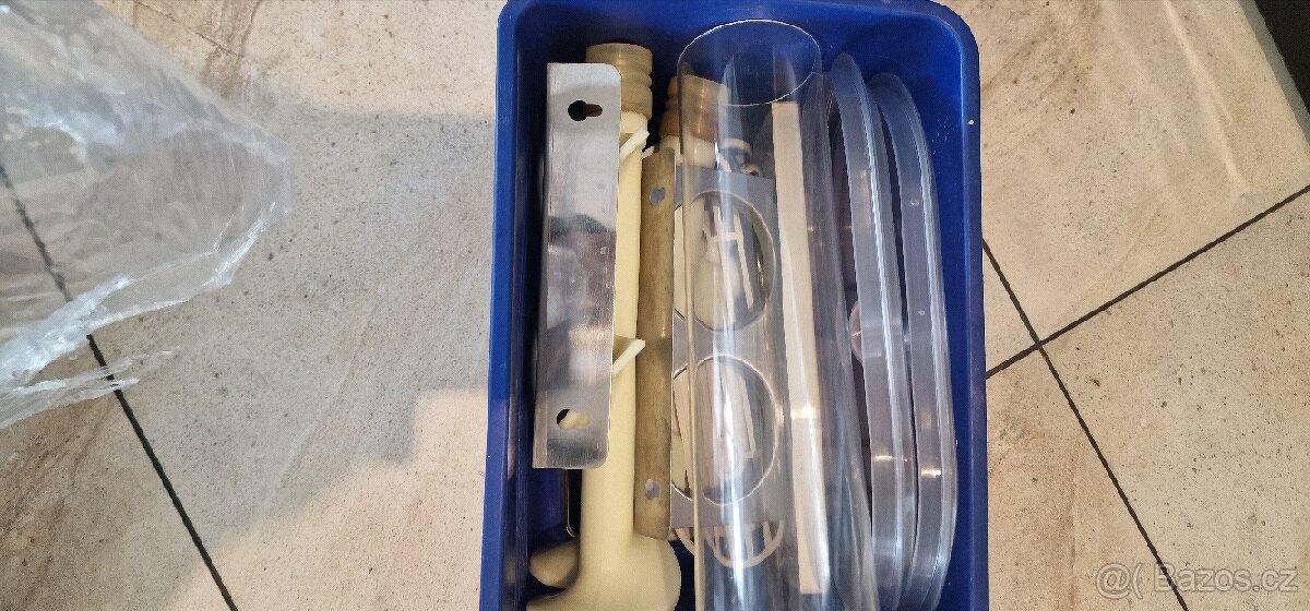 Zmrzlinový stroj. - 2