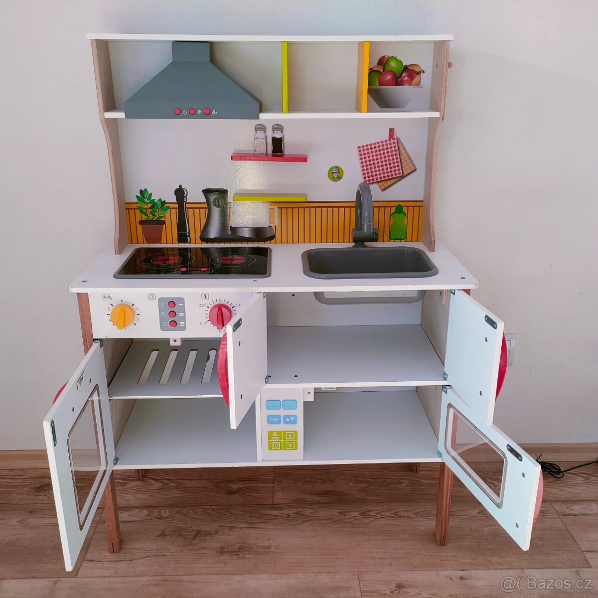 dětská dřevěná kuchyňka - 2