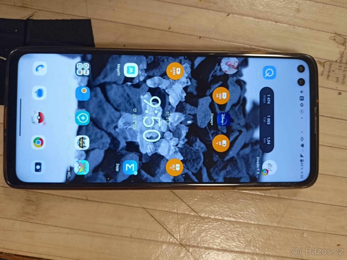 Motorola Moto G 100 šedá - 2