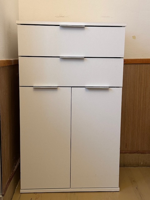 Komoda - 2