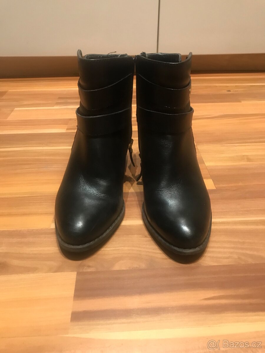 Polokozacky Tamaris 37 - 2