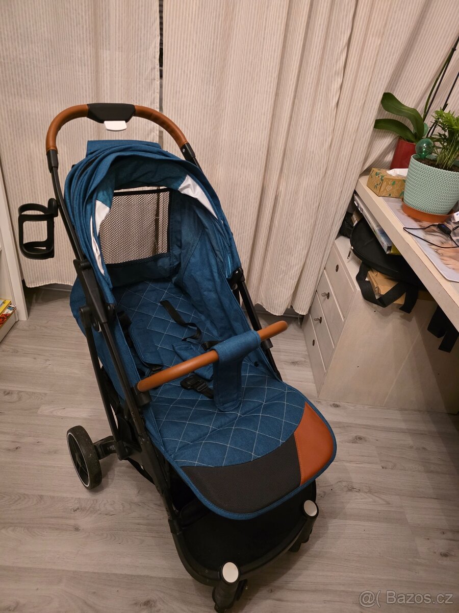 Yoya Plus 22 vhodný do letadla - 2