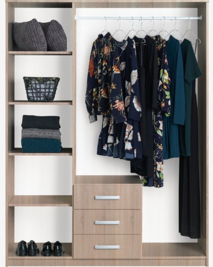 Šatní skříň - 2