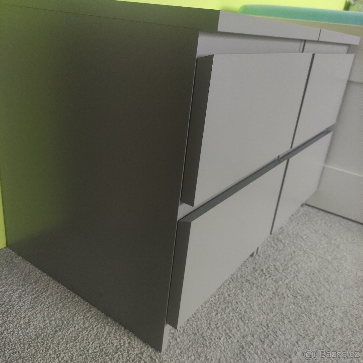 Noční stolky Malm - 2