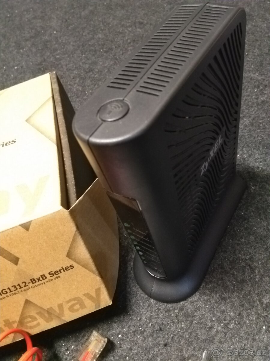 Wi-Fi Router - Zyxel - 2