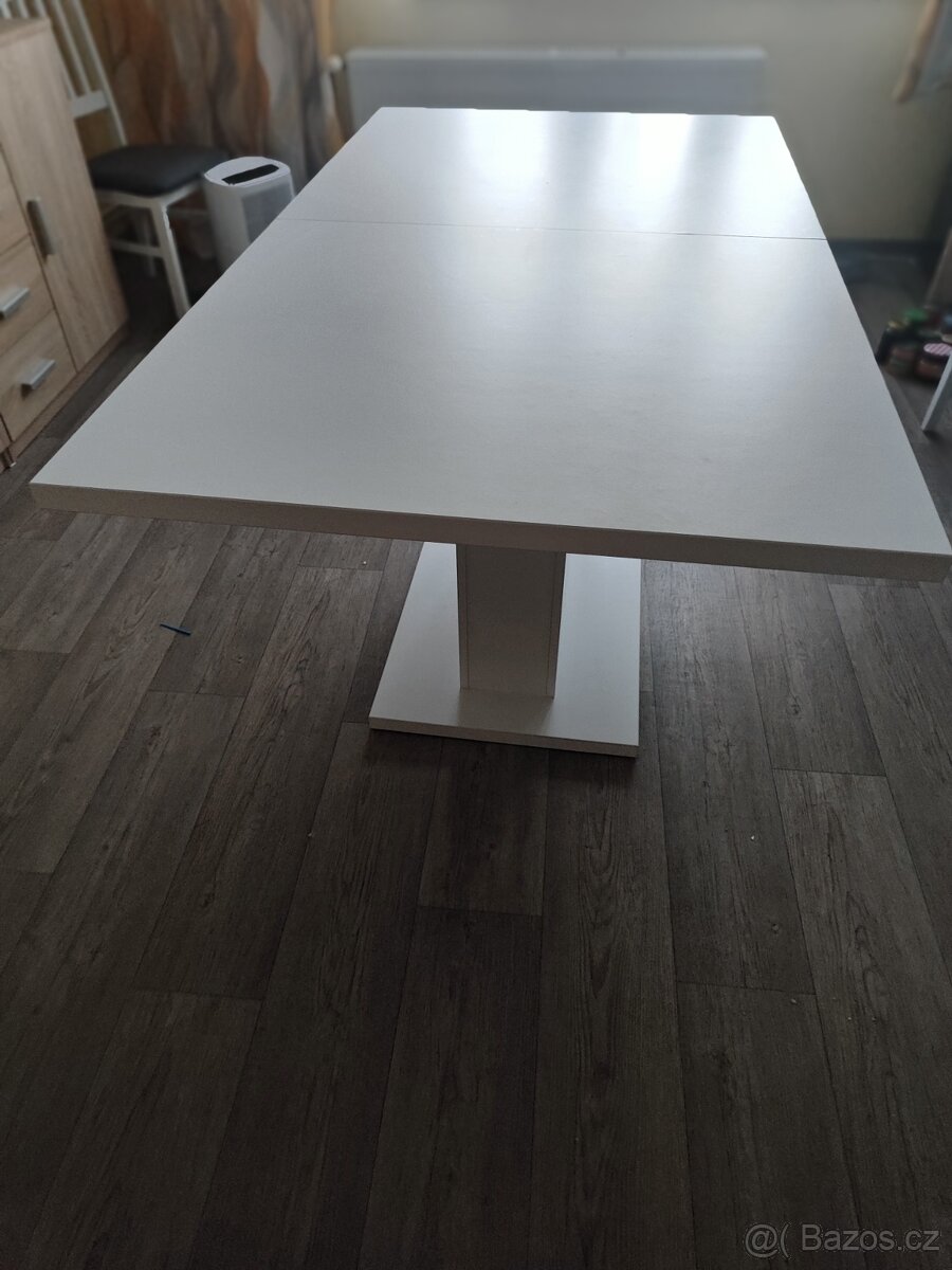 Kuchyňský stůl - 2