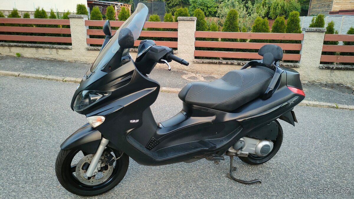 Piaggio Xevo 125 - 2