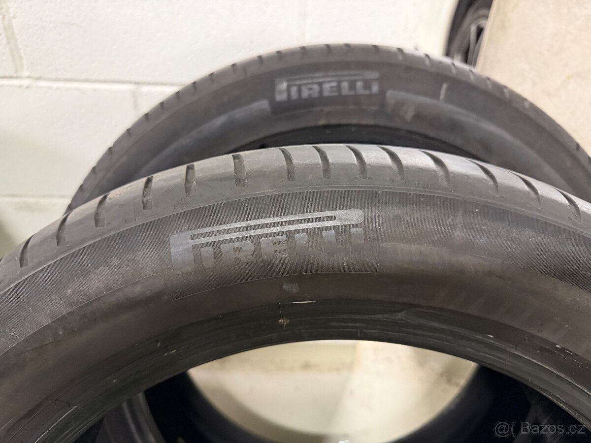Pirelli 245/50R19 Cinturato P7 - 2