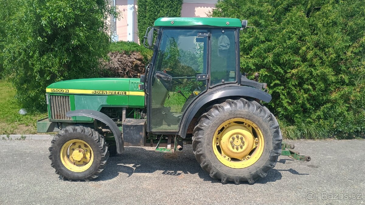 John Deere 5500n - 2