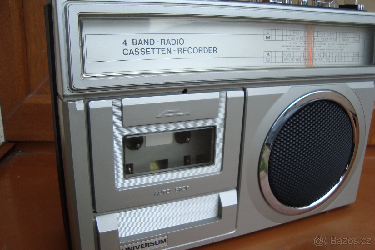 Mono radiomagnetofon Universum - 2