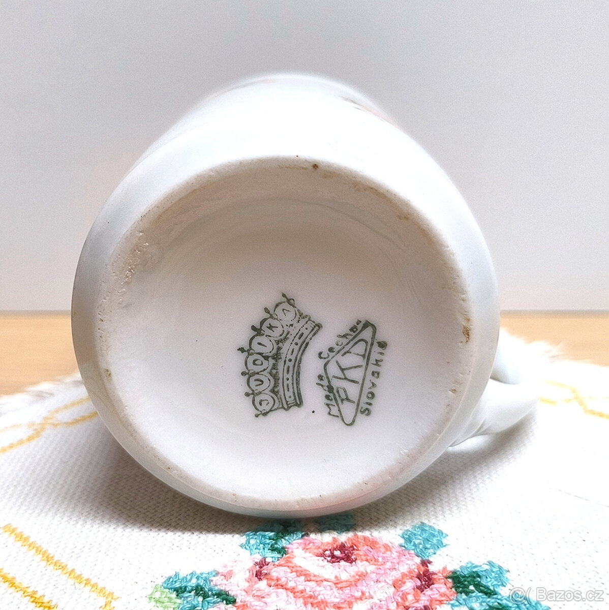 STAROŽITNÝ HRNEK JUDIKA - 2