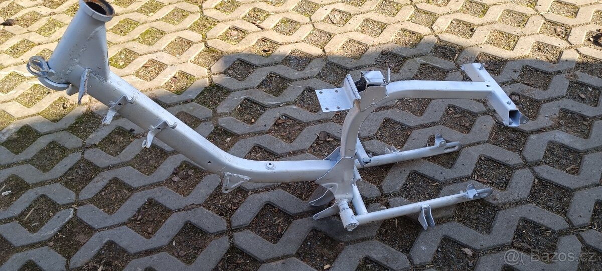 Rám Jawa 05 - 2