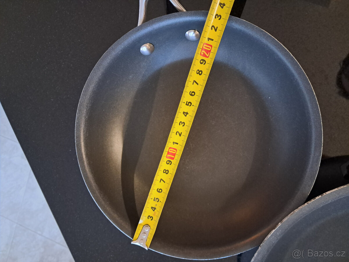 Sada 2 pánví s nepřilnavým povrchem - 2