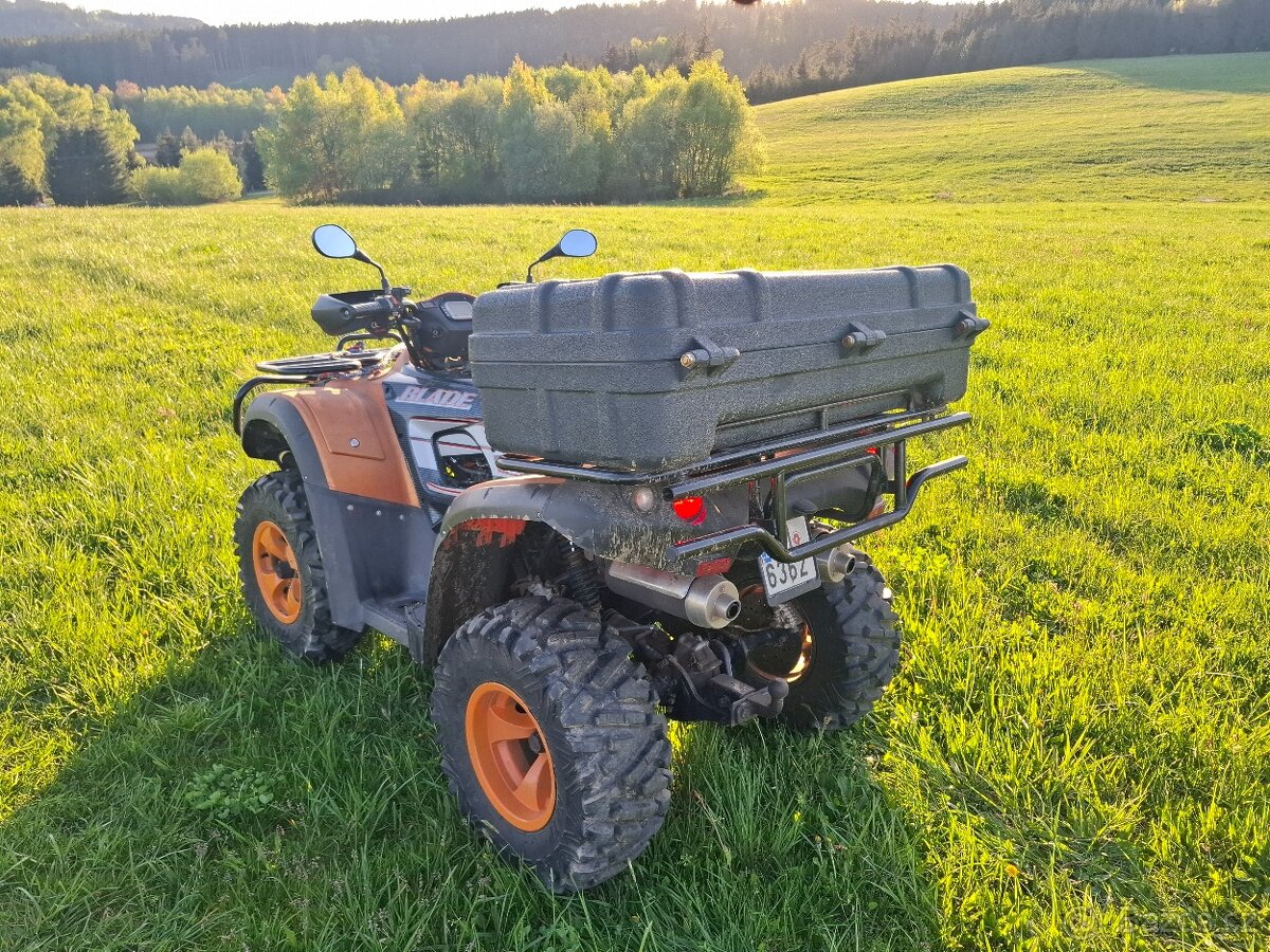 TGB BLADE 425, 14kW 4x2 r.2009, VELMI PĚKNÁ, STK 07/26