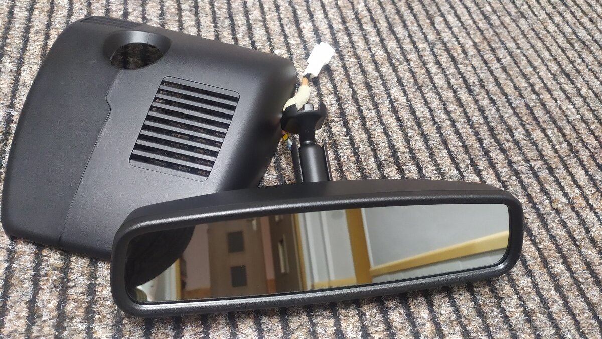 Prodám automatické vnitřní zrcátko Mazda cx5 2017- - 2