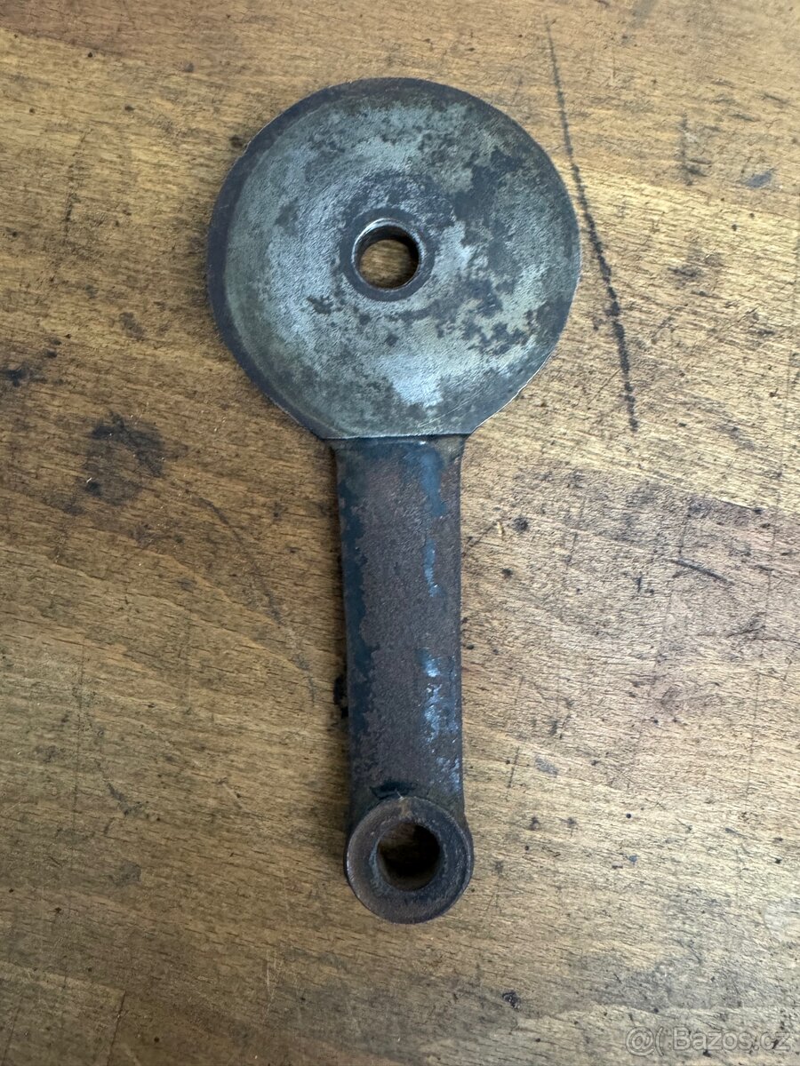 Koupím vahadlo cz 125b - 2