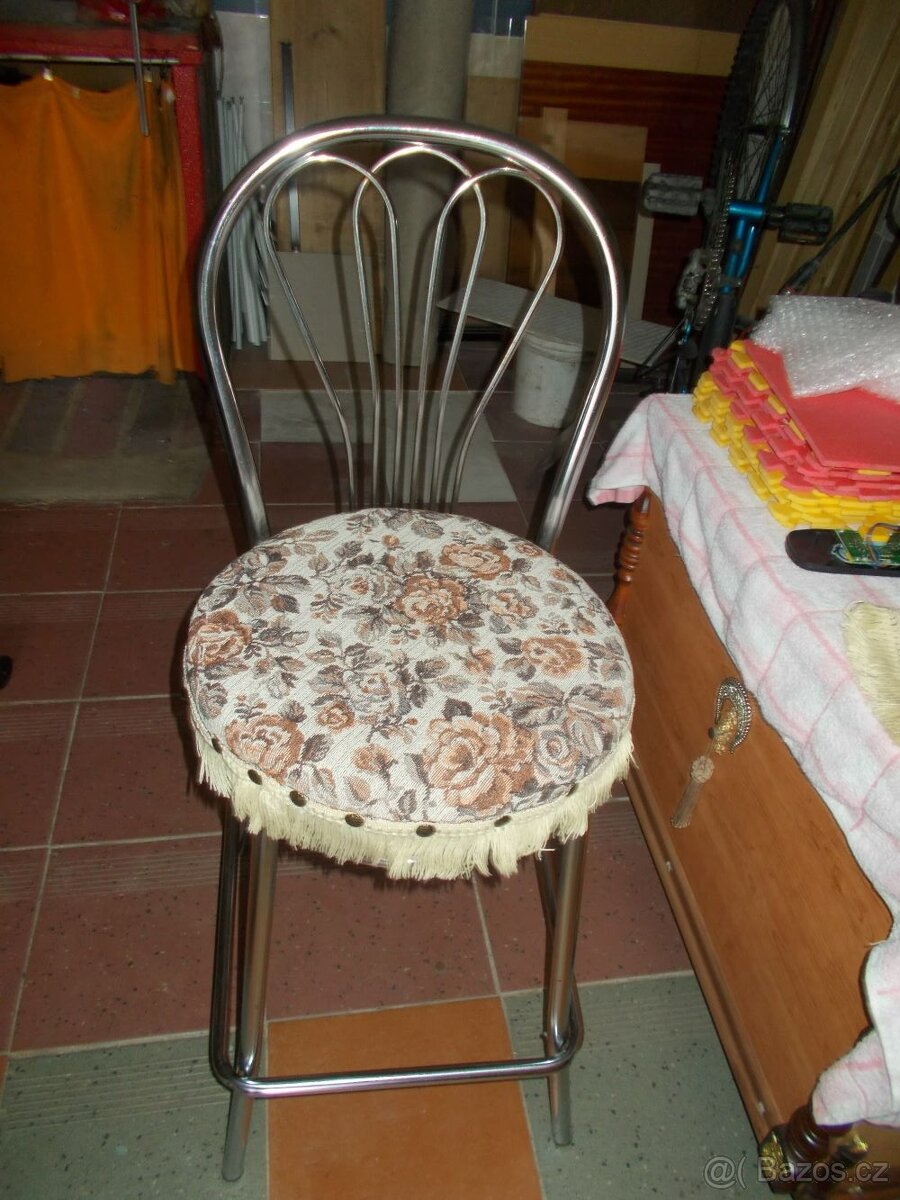 Židle - 2