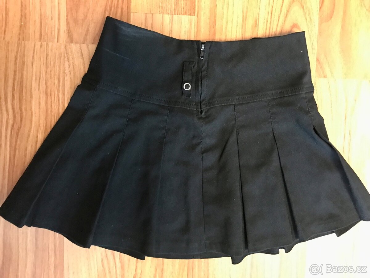 Dívčí sukně vel.140 - 2