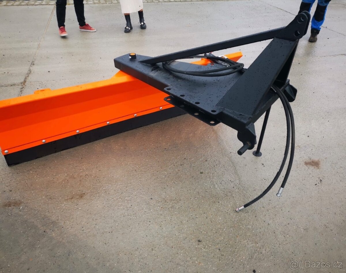 Pluh na sníh zadní naklápěcí - 2