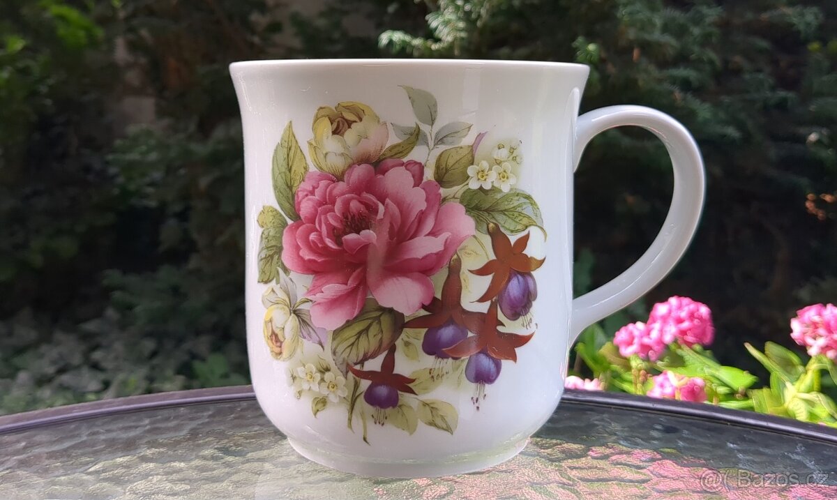 Velký porcelánový hrnek 1,5 L - 2