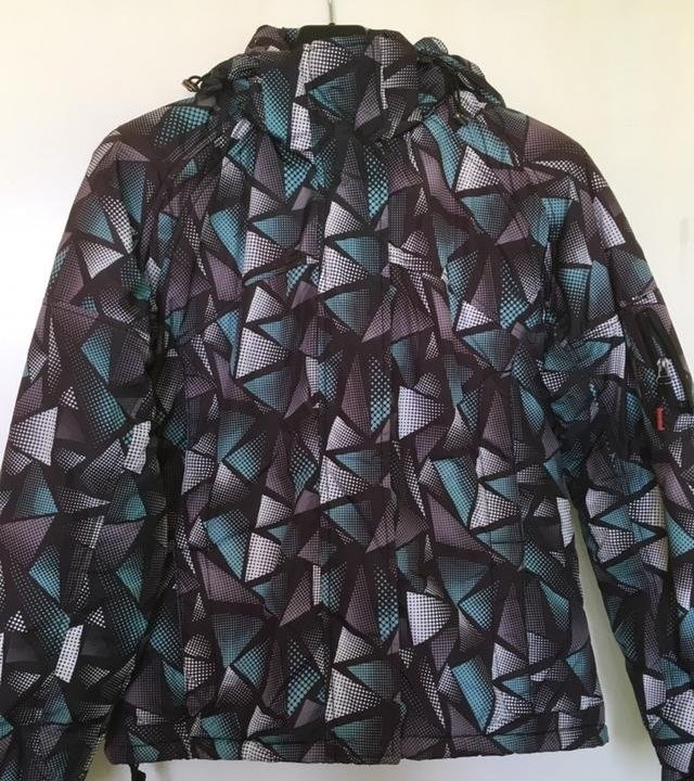 teplá zimní bunda s odepínací kapucí na zip, vel. M - 2