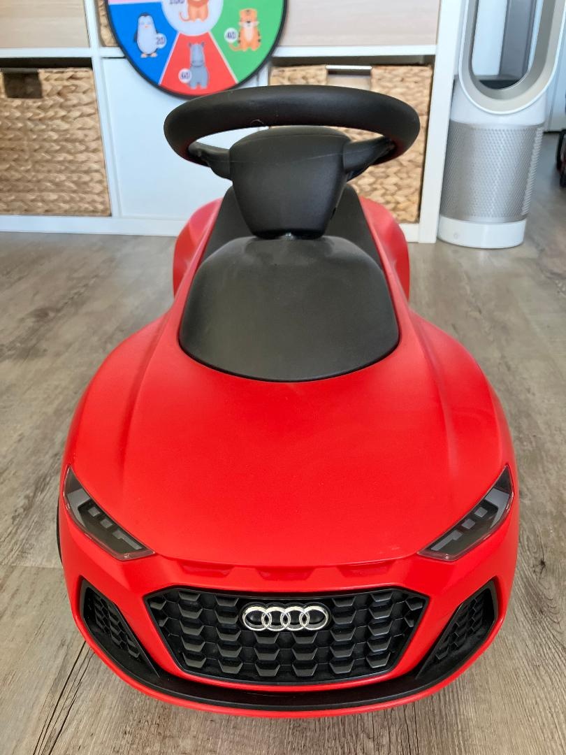 Dětské odrážedlo Audi Junior quattro - červené - 2