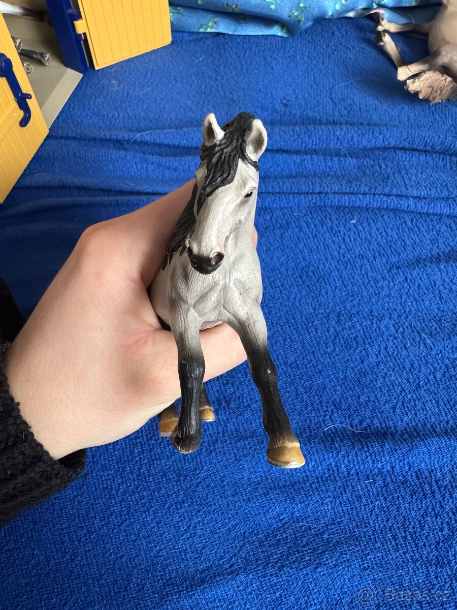 Schleich andaluský hřebec - 2