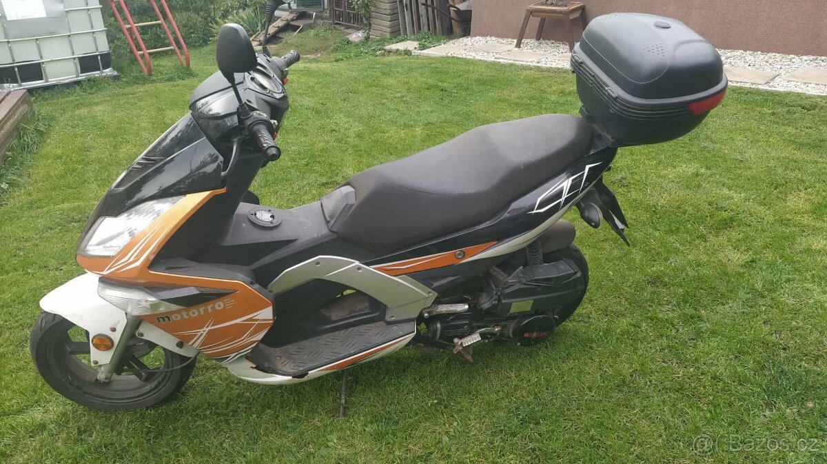 Skútr Longjia 125 - 2