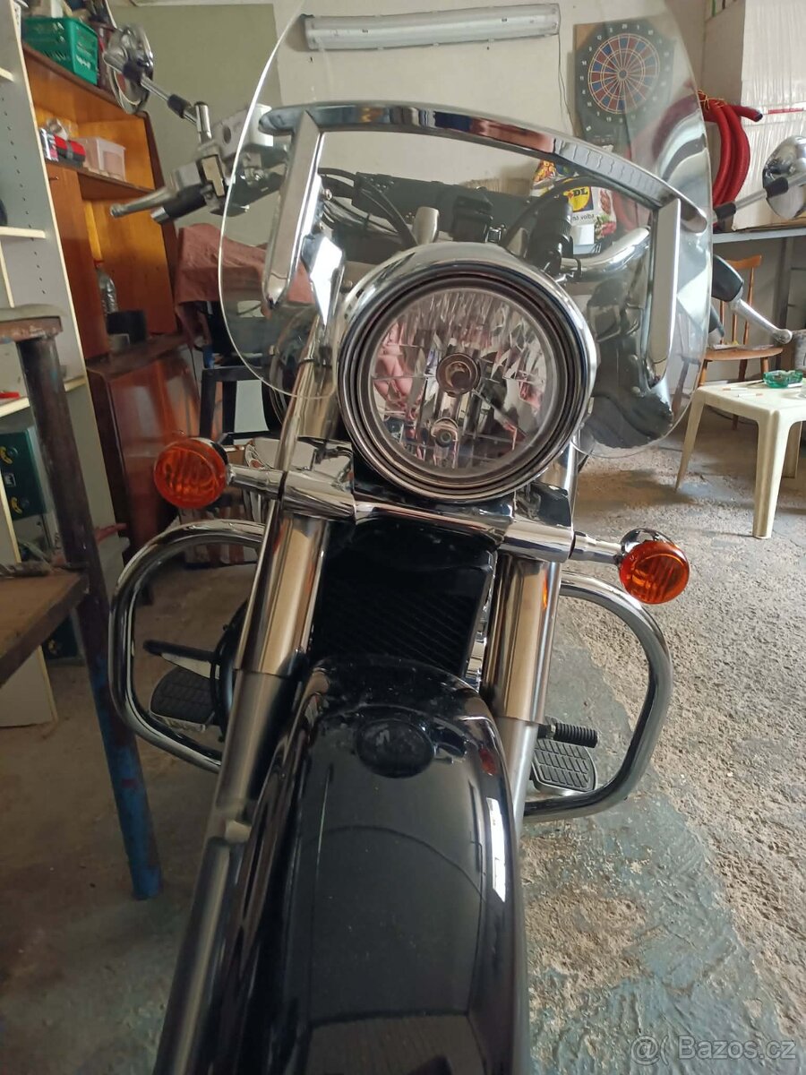 Suzuki VL800 Volusia - 2