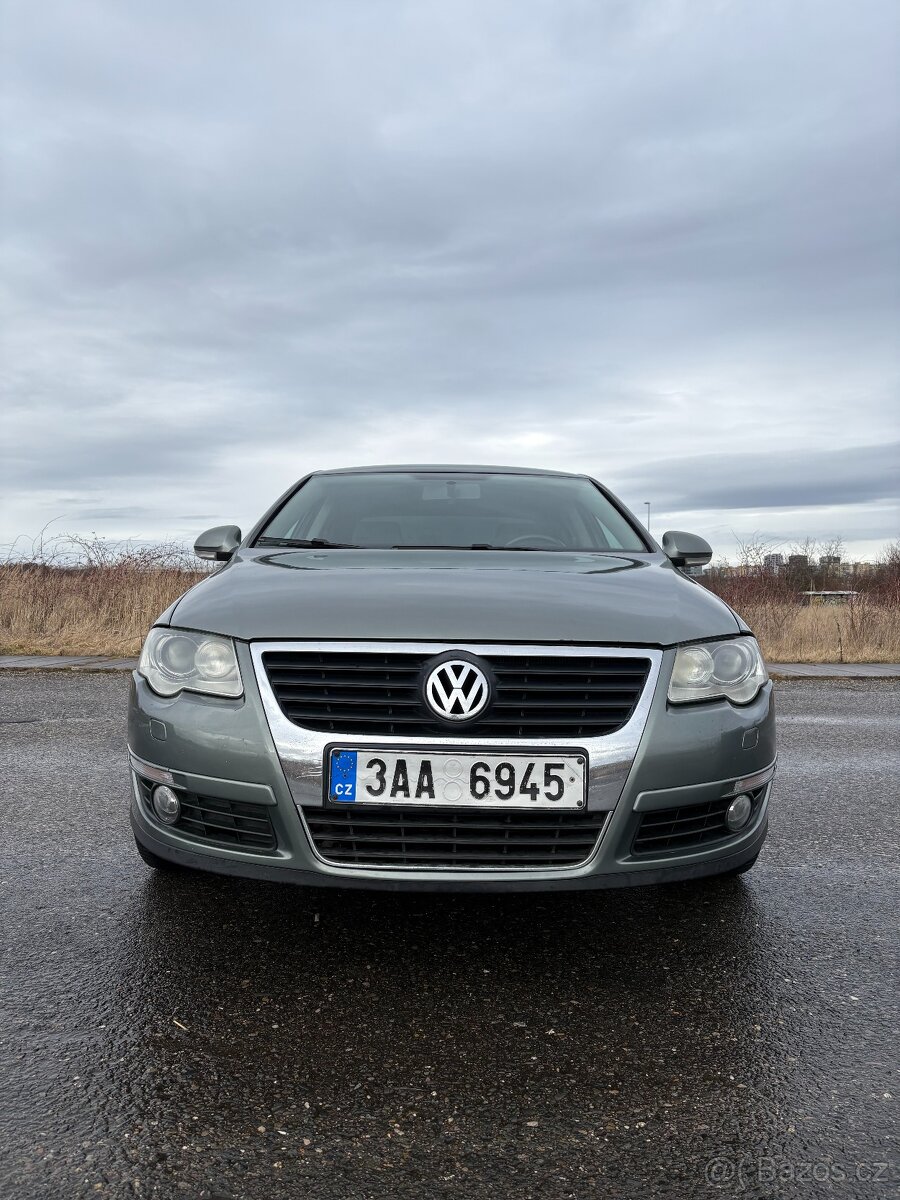 Volkswagen Passat B6 2.0 TDI sedan - 2