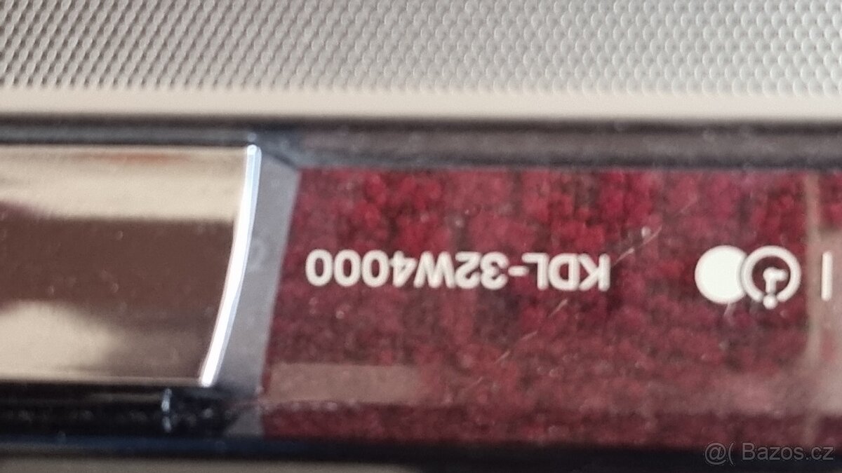 Sony Bravia KDL-32W4000 - 2