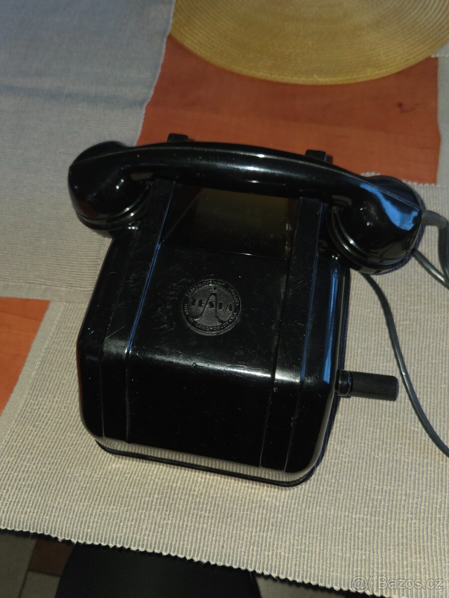 Stare telefony domácí - 2