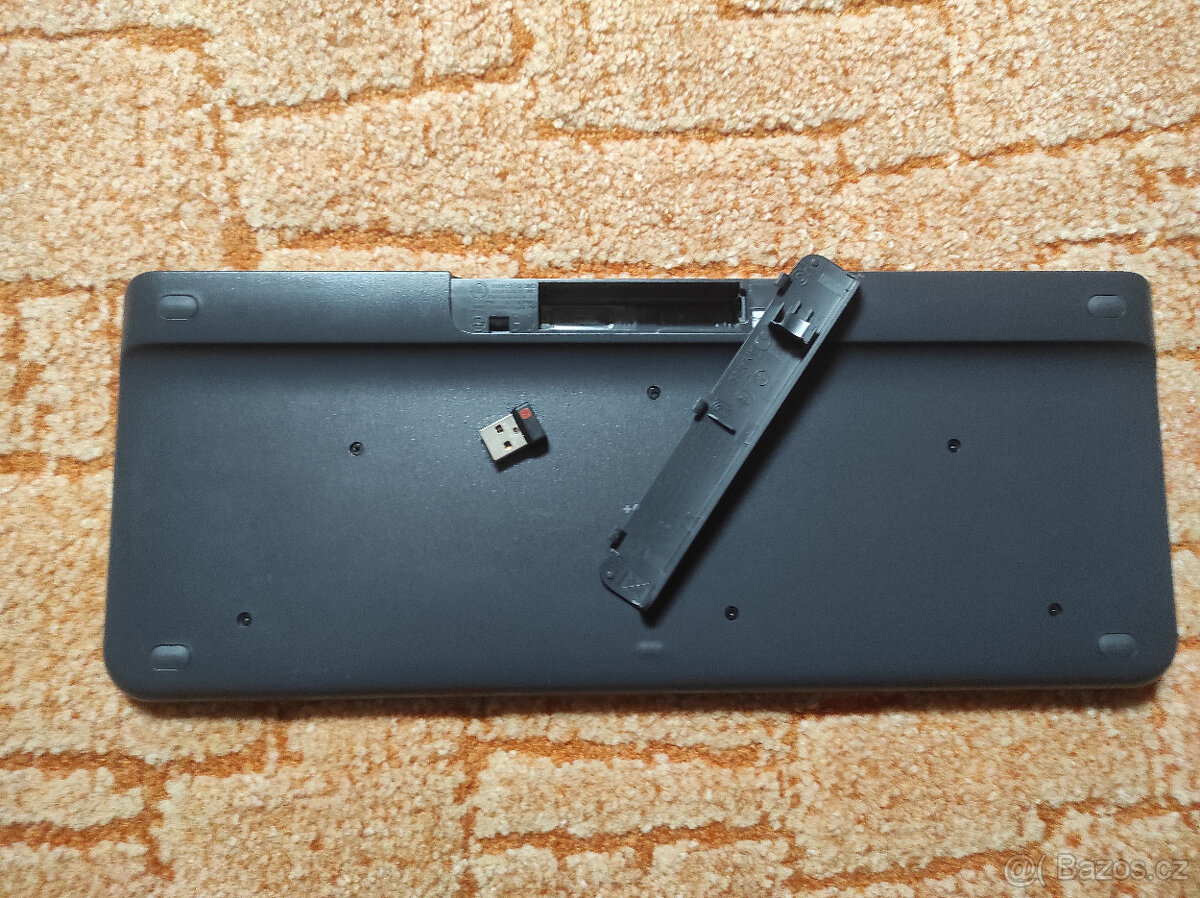 Bezdrátová klávesnice Logitech K 400+ - platí do smazání - 2