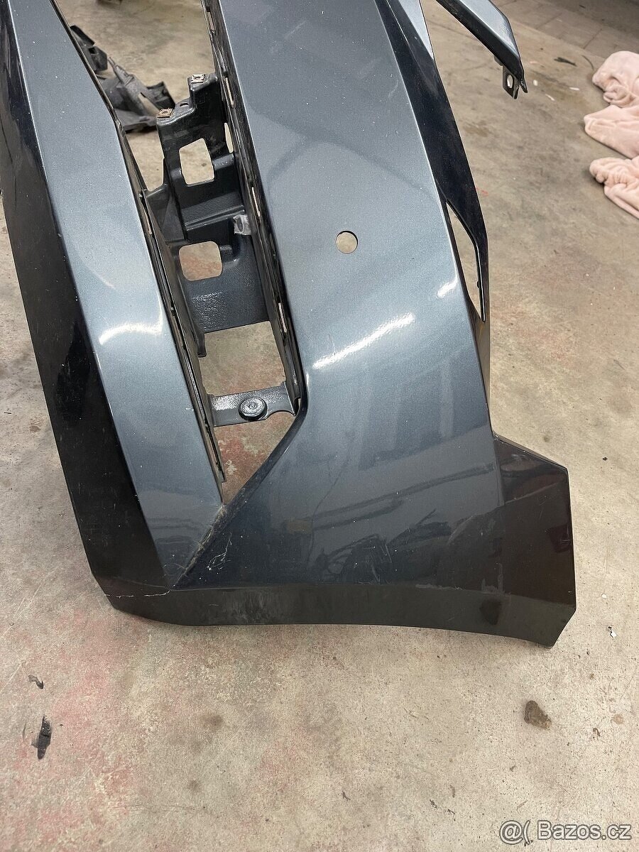 Nárazník Superb 3 na opravu - 2