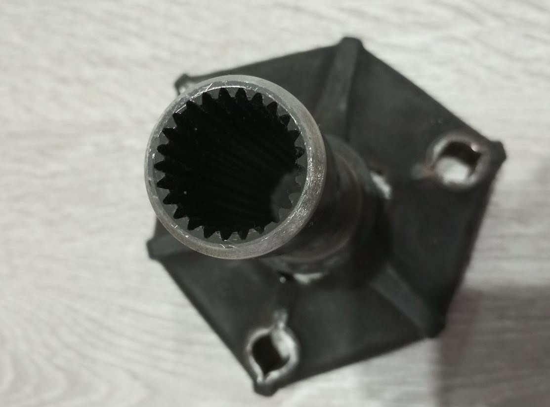 Kardanová hřídel s hardy spojkou FORD - 2