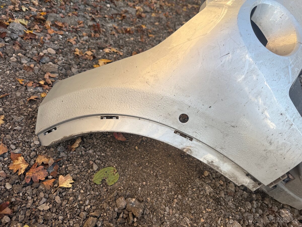 Přední nárazník BMW X1 2019 - 2