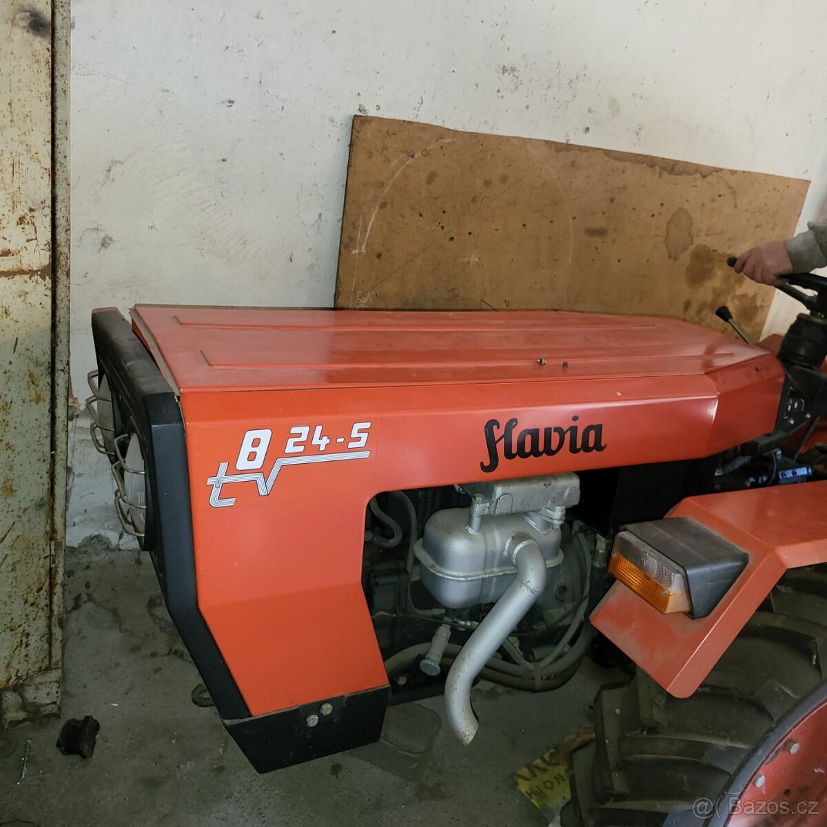 Predám malotraktor Slavia TV824S - 2